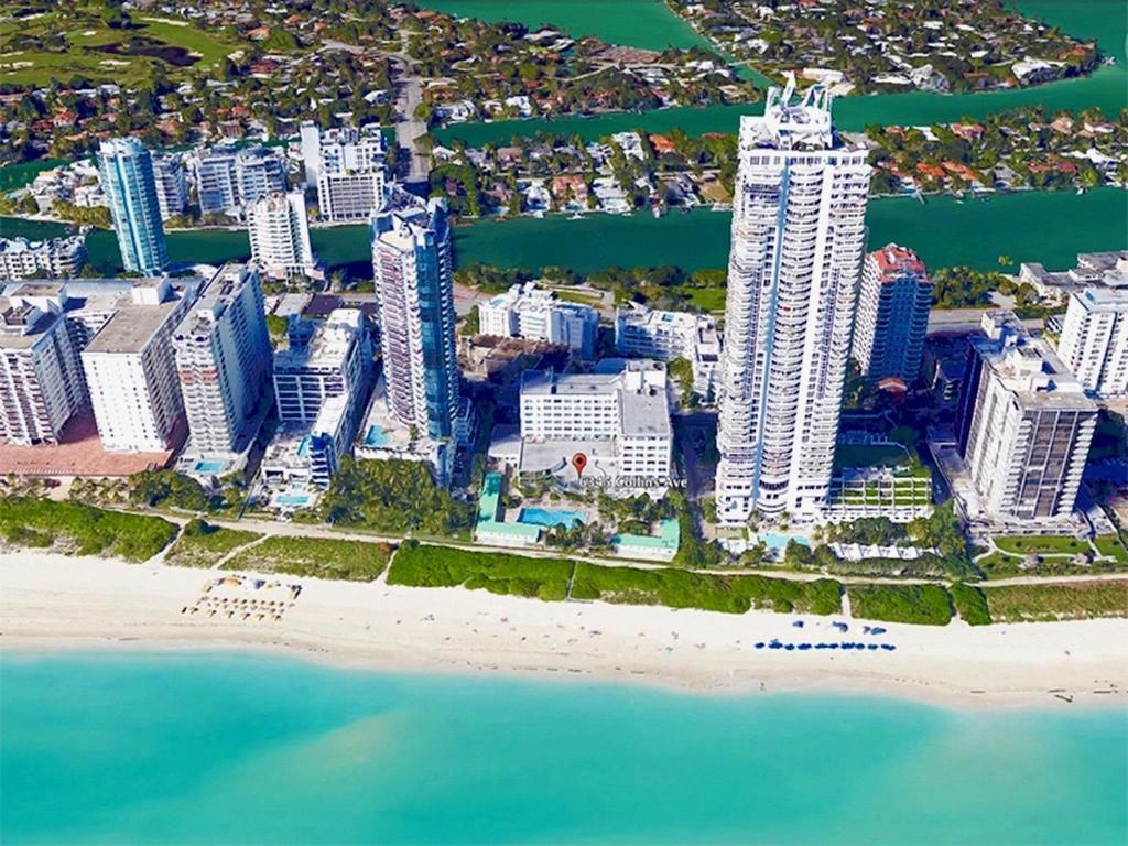 Directly On The Beach With Pool & Parking マイアミビーチ エクステリア 写真